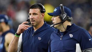 Steelers Could Seek A Reunion With Mike Vrabel After He Wasn't Selected In Head Coaching Hiring Cycle  (Steelers News). Photo by George Walker IV / Tennessean.com